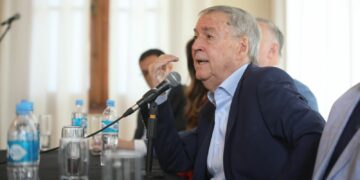 Schiaretti responsabilizó a Massa por la corrida cambiaria: «Tiene que dejar de tirarle nafta al fuego»