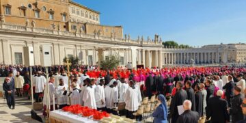 Francisco nombró cardenales a los cordobeses Rossi y Fernández