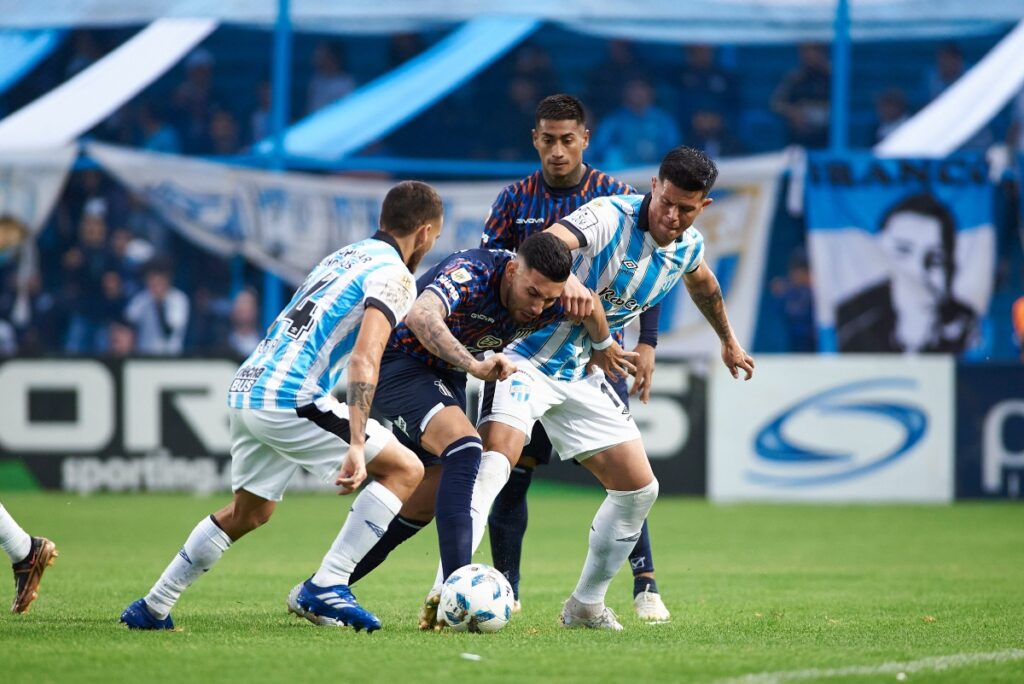 Talleres perdió ante Atlético Tucumán y no levanta cabeza