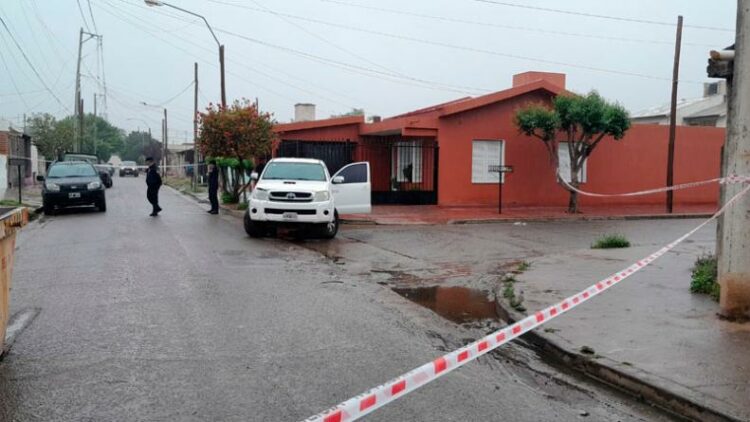 Llevaba a sus hijos al colegio y lo mataron para robarle