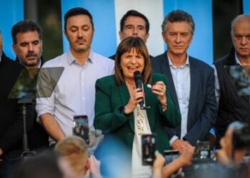 Acompañada por Macri, Bullrich apuntó contra Milei: «Me preocupan sus ideas, son malas y peligrosas»