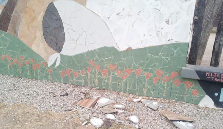 Repudian el acto vandálico contra un mural por la memoria