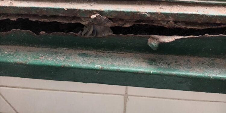 Reiterado reclamo por las condiciones edilicias del colegio Alejandro Carbó