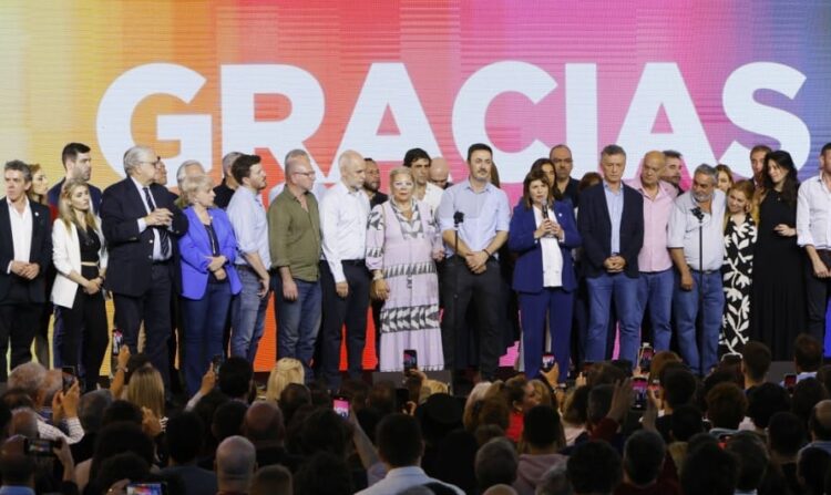 La Coalición Cívica no llamará a votar por Massa ni por Milei en el ballottage