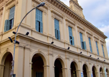 Imputan a dos médicos cordobeses acusados de apropiarse de la prótesis de un paciente