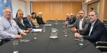 Los empleados de Comercio acordaron un nuevo acuerdo salarial del 47% trimestral