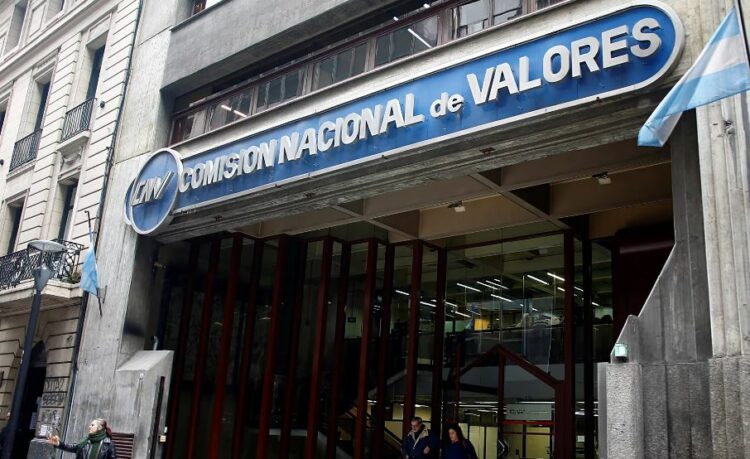 Cierran aún más el cepo para evitar que suba la cotización del Contado con Liquidación