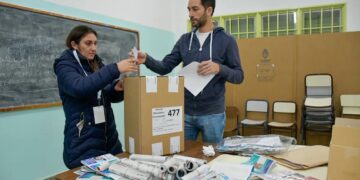A partir de qué hora se esperan los primeros resultados de los comicios