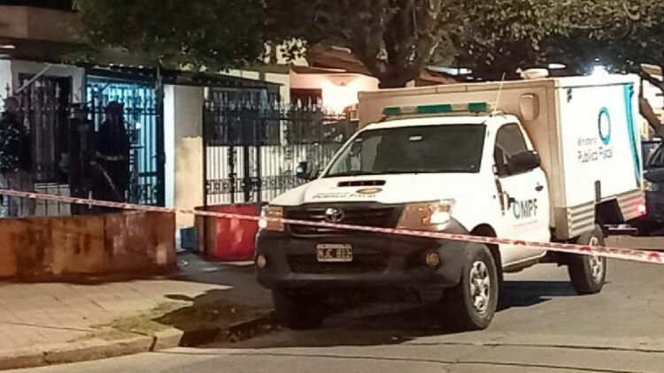 Encuentran sin vida a una jubilada de 80 años, víctima de un posible robo