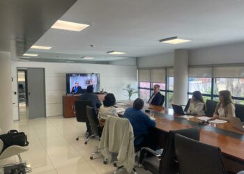 Referentes de salud de los candidatos expusieron en el Consejo de Médicos