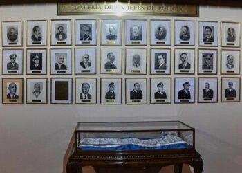 Reclaman que la Provincia baje los cuadros de Navarro y García Rey