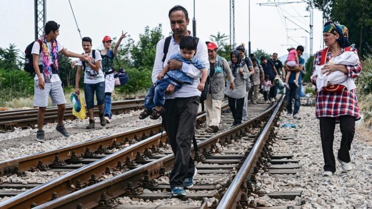 El número de desplazados en el mundo supera los 114.000.000