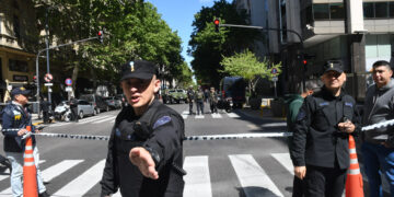 Hubo dos amenazas de bomba en las embajadas de Israel y EE.UU. en Buenos Aires