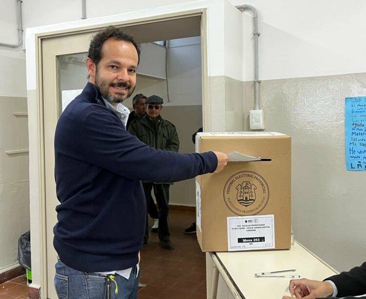 García Díaz reclamó una "descarnada autocrítica"