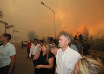 Schiaretti recorrió las zonas afectadas por los incendios
