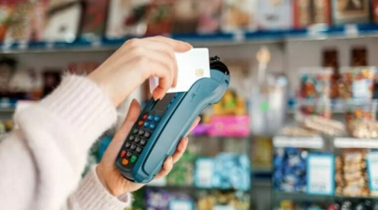 El reintegro del IVA ahora alcanza a los trabajadores informales para compras de la canasta básica