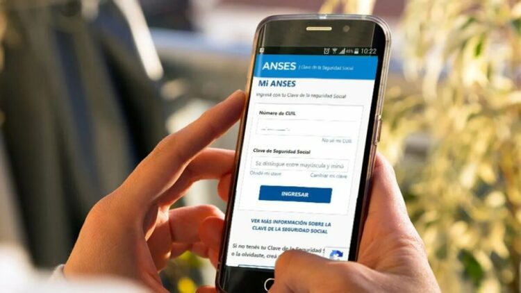 Los trabajadores informales tienen tiempo hasta el martes para inscribirse en el refuerzo de ingresos