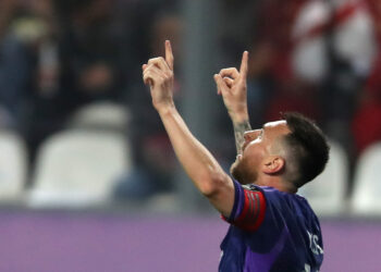 Con un doblete de Messi, Argentina le ganó a Perú en el Estadio Nacional de Lima