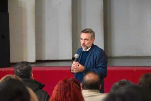 Los radicales de Córdoba impulsan la neutralidad y defienden su rol opositor Los radicales de Córdoba impulsan la neutralidad y defienden su rol opositor