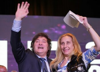 Milei apuntó contra el kirchnerismo y salió a buscar los votos de Patricia Bullrich