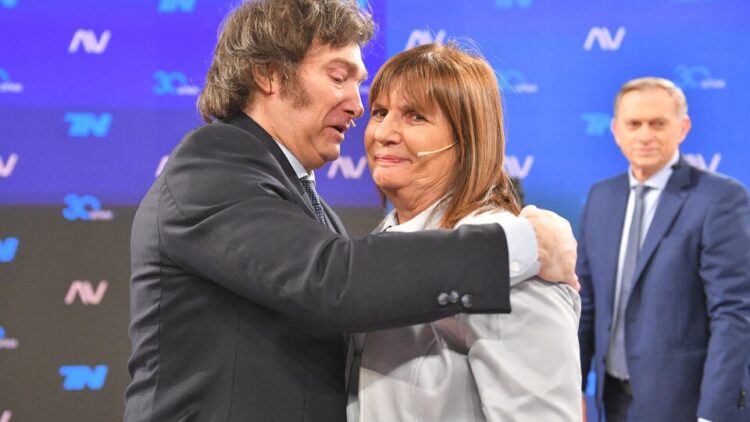 Cid: “Lo que está pasando es una telenovela de los pituquitos de Recoleta”