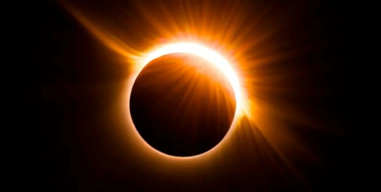 Un nuevo eclipse solar anular será visible durante la siesta del sábado