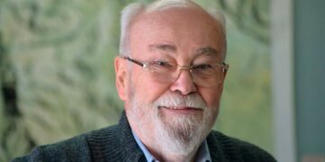 La revista Nature publicó una nota sobre la «amenaza» de Milei a la ciencia en Argentina