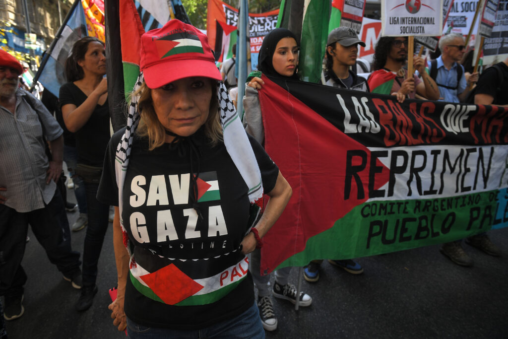 Siete argentinos han perdido la vida y quince permanecen desaparecidos en Israel