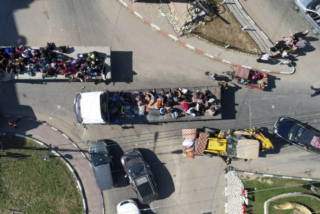 Estiman que un millón de palestinos ya dejaron sus hogares en Gaza por los bombardeos israelíes