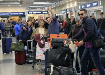 Las cancelaciones en Aeroparque por una medida gremial de Intercargo inciden en Córdoba