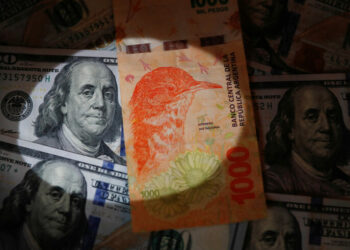 El dólar «blue» no tiene techo y alcanzó otro récord hoy: superó los $ 1.030