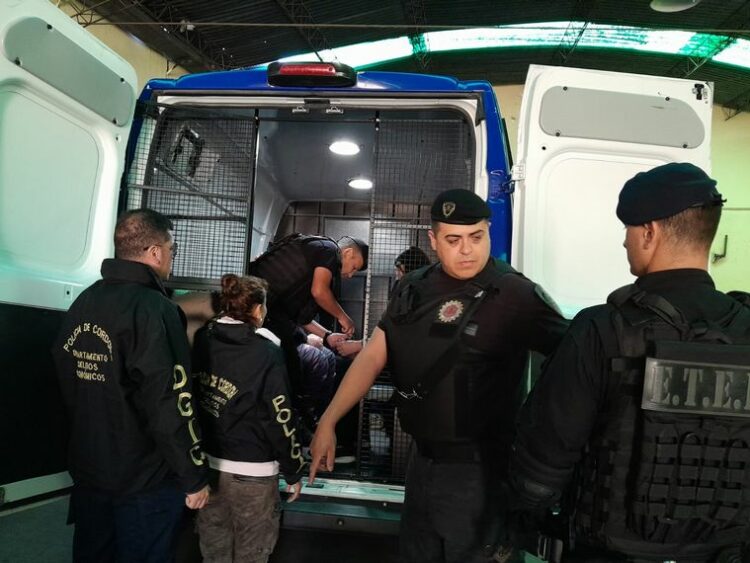 Según informaron desde la Justicia, la maniobra afectó a 170 personas y comprende una cifra multimillonaria.