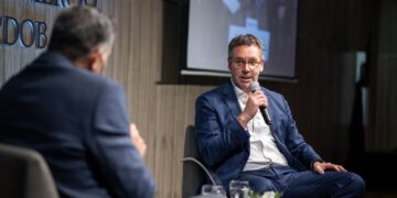 Para Sandleris, Argentina se acerca a un “incendio hiperinflacionario”