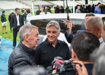 Schiaretti y Llaryora definen la estrategia para la segunda vuelta