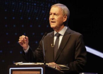 Schiaretti acusó al oficialismo y a JxC de “destruir la economía”