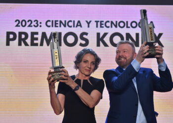 Distinguen a destacados científicos de la última década, incluyendo a dos graduados de la UNC