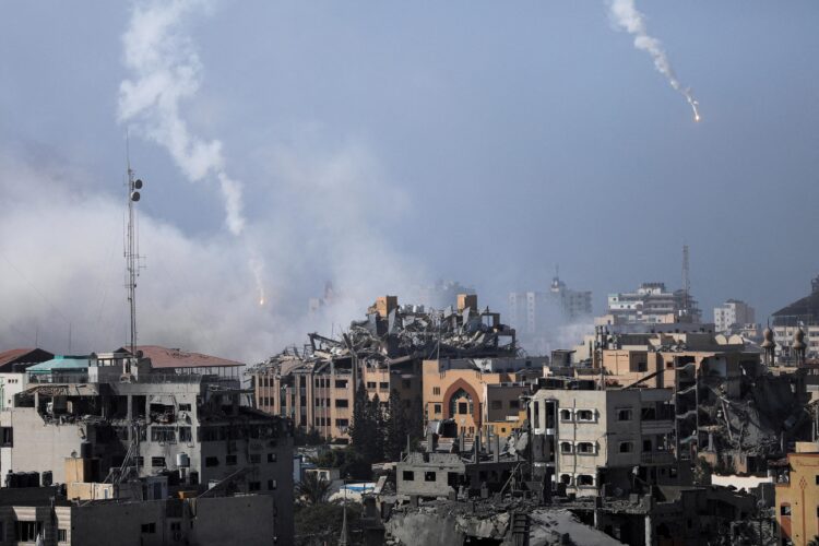 Israel aceptó hacer pausas "diarias de cuatro horas" para el ingreso de ayuda humanitaria a Gaza