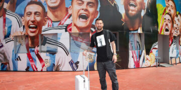 Messi ya llegó a la Argentina para la última doble fecha del año: «Feliz de volver siempre»