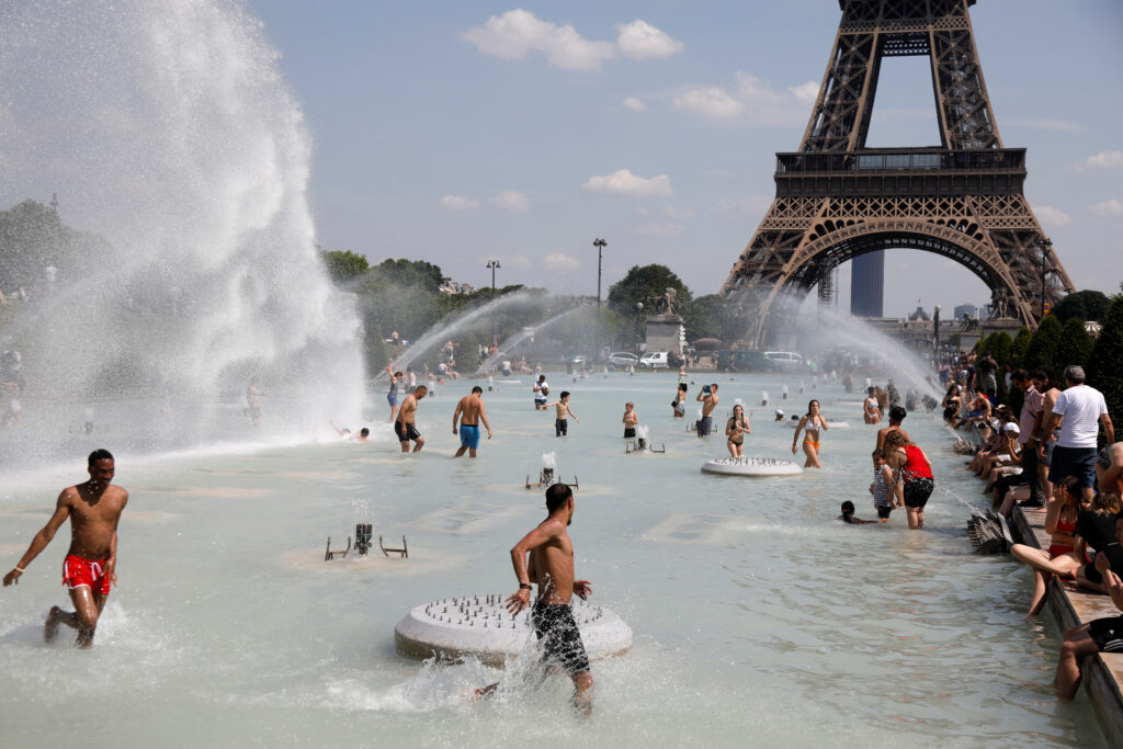 Las curiosas medidas que tomará París para combatir las próximas olas de calor