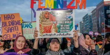 Marcharon en contra de la violencia hacia las mujeres