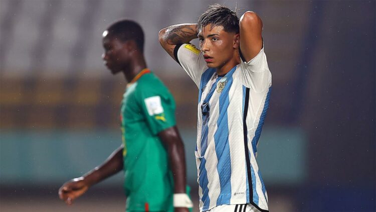 Argentina sufrió una derrota de 2 a 1 ante Senegal en su primer partido en el Mundial Sub-17