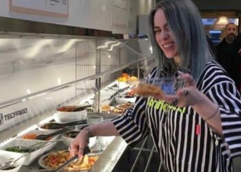 Billie Eilish anuncia la apertura de un restaurante vegano con un guiño hacia Argentina