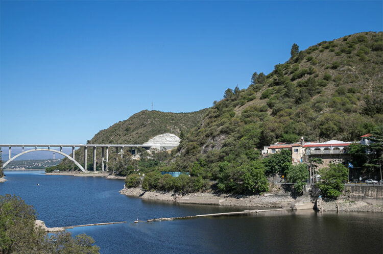 Por la escasez de lluvias en la provincia, piden que se racione el consumo del agua