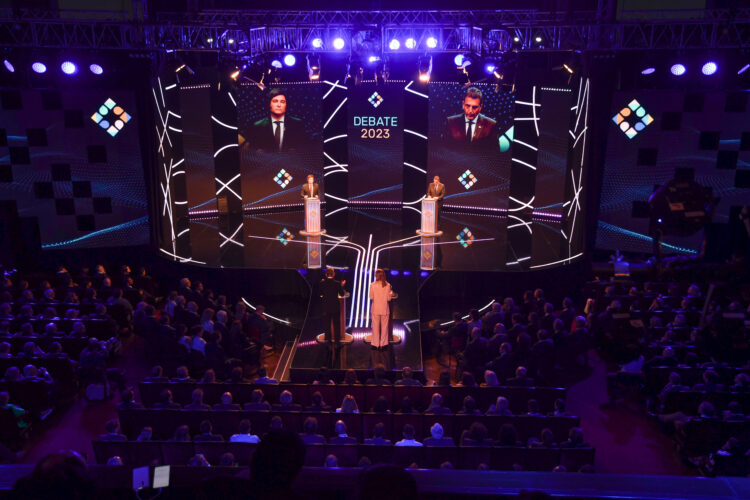 Los cruces más picantes entre Massa y Milei en el último debate presidencial