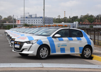 La Provincia entregó 400 nuevos vehículos para supervisión de calles de Córdoba y el interior