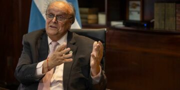 De Mendiguren cuestionó la “prescindencia” de Schiaretti