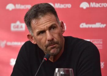 Dabove: «Mi idea es seguir acá»