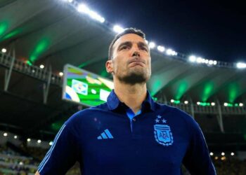 Scaloni se debate entre permanecer como DT, el interés del Madrid y un inconveniente de salud