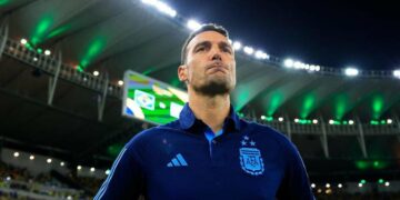 Scaloni se debate entre permanecer como DT, el interés del Madrid y un inconveniente de salud