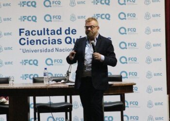 Desde Córdoba, Rabinovich defendió la educación e investigación públicas